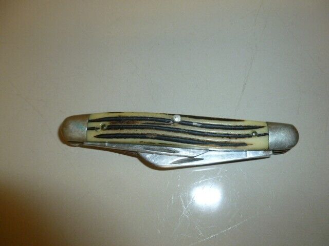 Queen Cutlery U.S.A. #9, Bone Handle, 3 Blade
