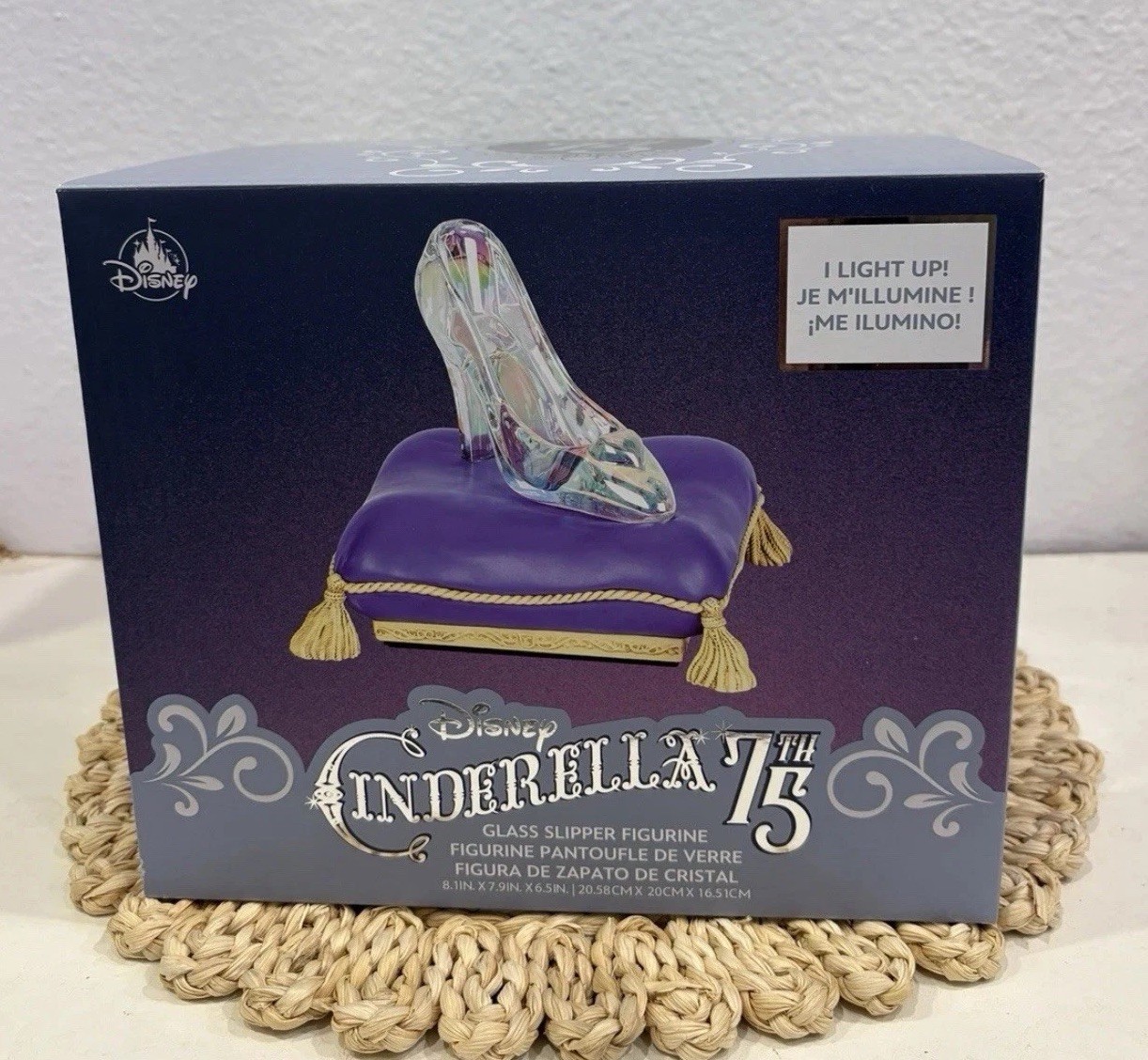 2025 Disney Parks Cinderella 75th Anniversary Glass Slipper Figurine New In Box. 2025 Disney Parks Cinderella 75th Anniversary Glass Slipper Figurine New In Box.