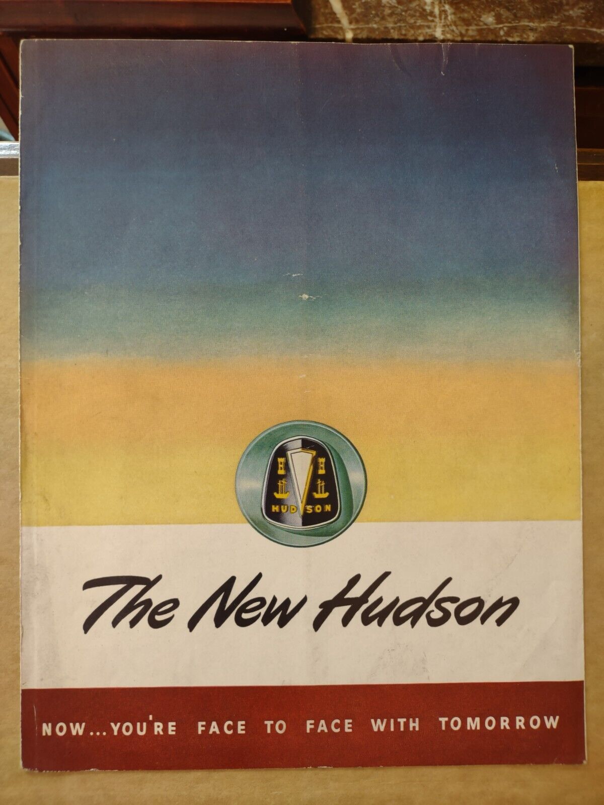 1940s Hudson Commodore / Super Series 32 X 11 Fold Out Auto Advertising Brochure