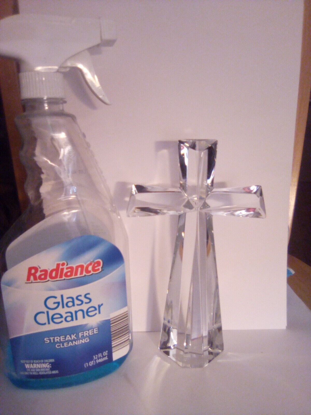 7.5in Tall Teleflora 24% Lead Crystal Cross. Excellent Condition.  #33