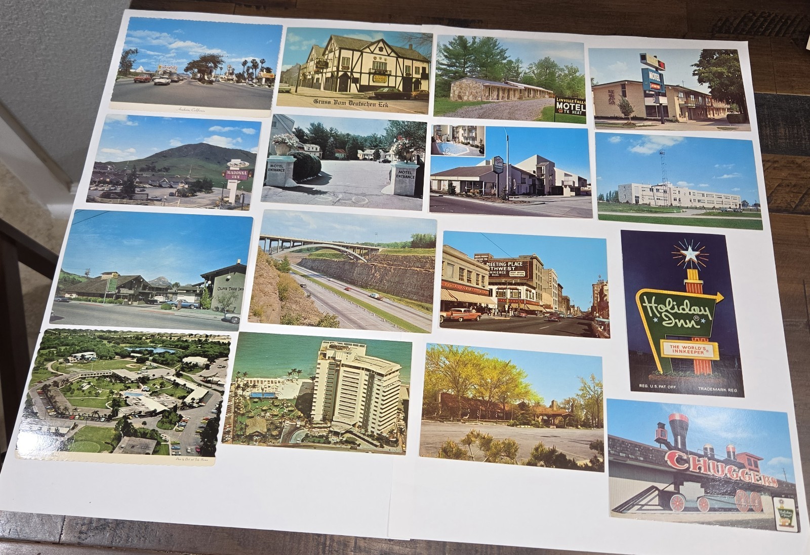 16 Vtg Roadside Motel Hotel Postcards MI TN PA IL SD OH CA NC FL (1 is Posted) 16 Vtg Roadside Motel Hotel Postcards MI TN PA IL SD OH CA NC FL (1 is Posted)