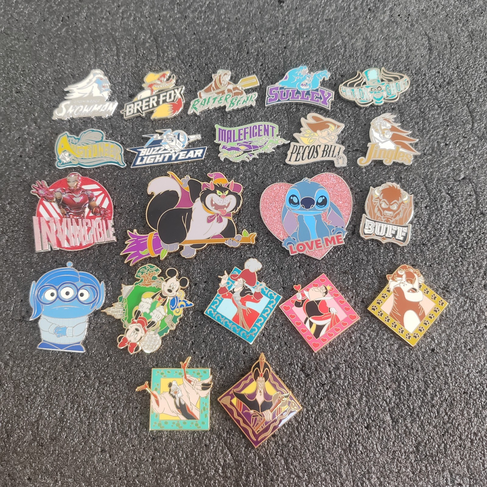 C2   Disney Mix Lot Of 20 Assorted Pins