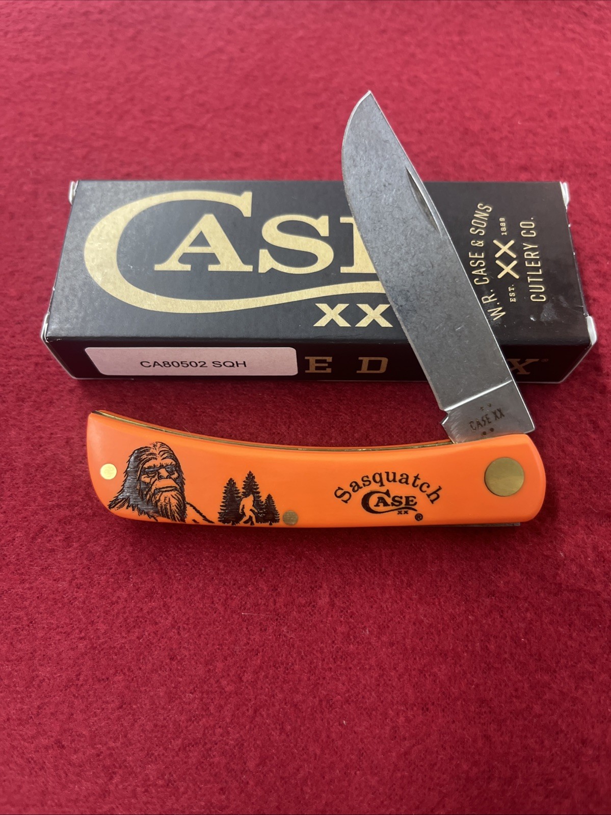 New Case 80502 Orange Synthetic Smooth Sod Buster Jr Sasquatch Knife