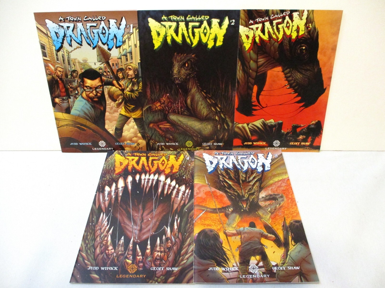 A Town Called Dragon #1-5 Judd Winick - Legendary 2014
