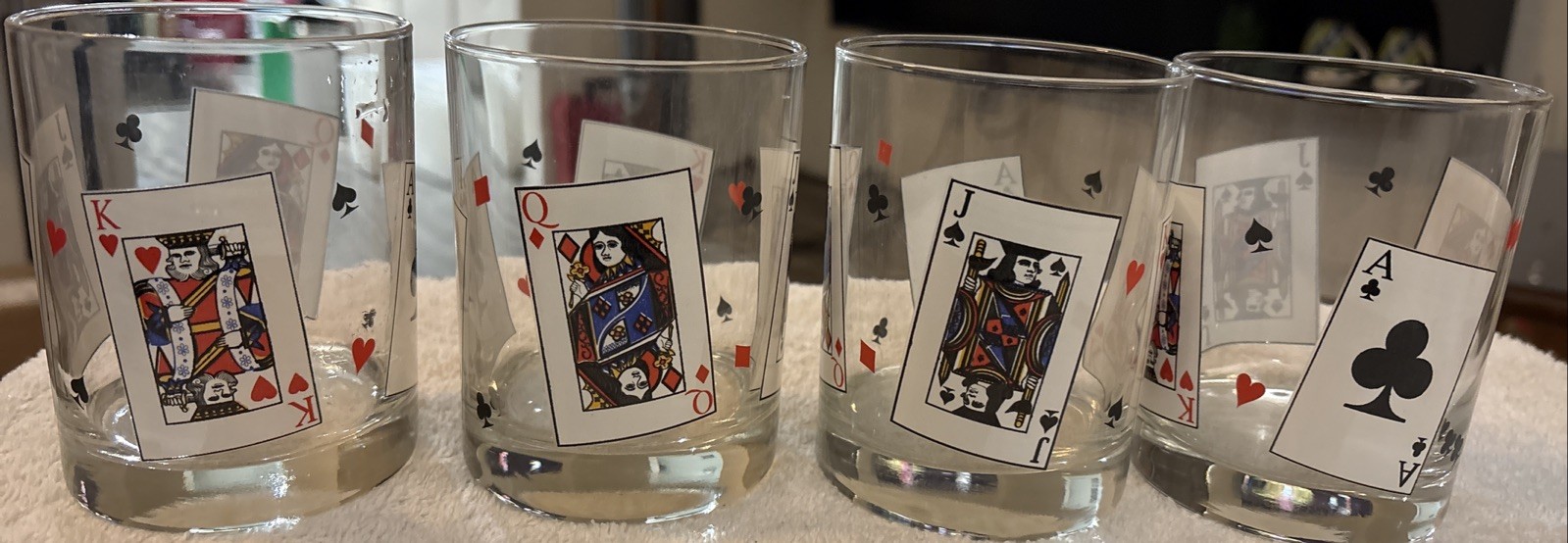 Set Of 4 Vintage Playing Cards Poker Double Old Fashion Glasses 12 Oz Set Of 4 Vintage Playing Cards Poker Double Old Fashion Glasses 12 Oz