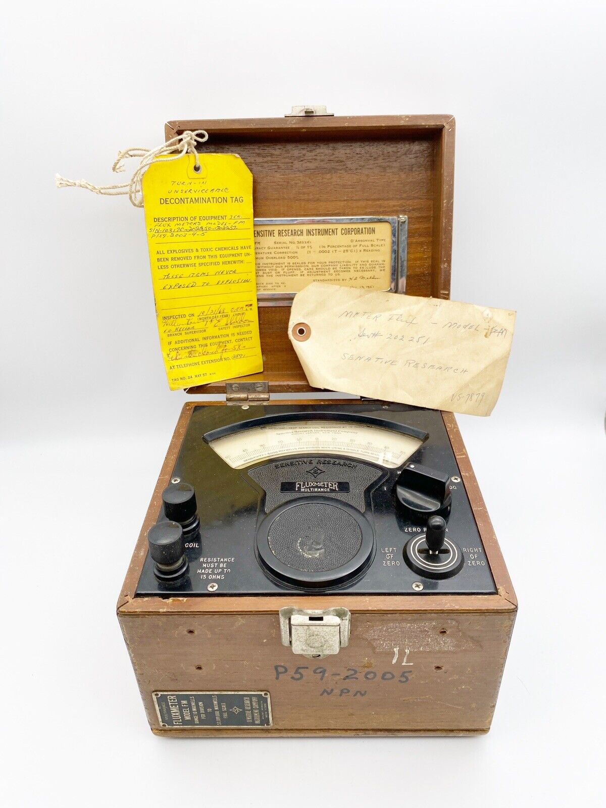 Vintage Sensitive Research Instrmnt Corp Model FM Fluxmeter Multirange 11/13/51