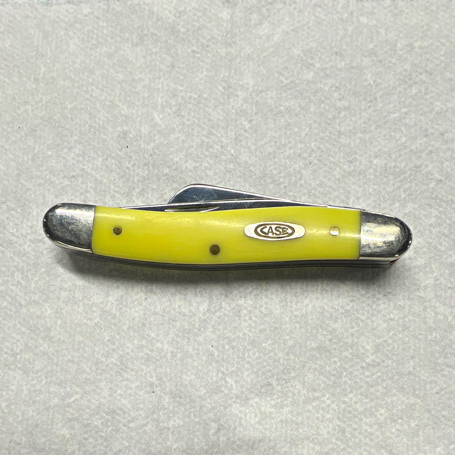 Case XX 3318 CV Stockman 3-Blade Yellow Handle Carbon Slipjoint Manual USA 1997