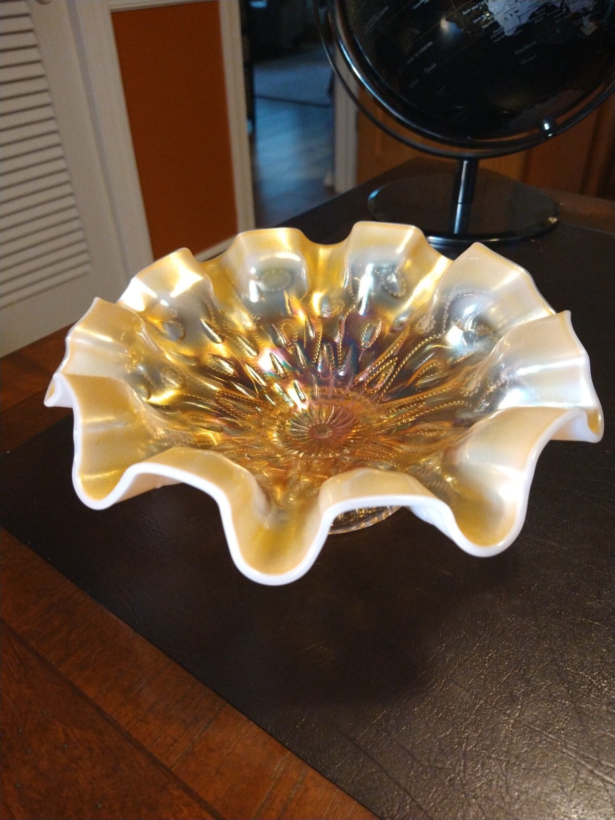Peach Opalescent Dugan Carnival Glass Rain Drops Pattern Bowl 8.5” Pedestal VGC