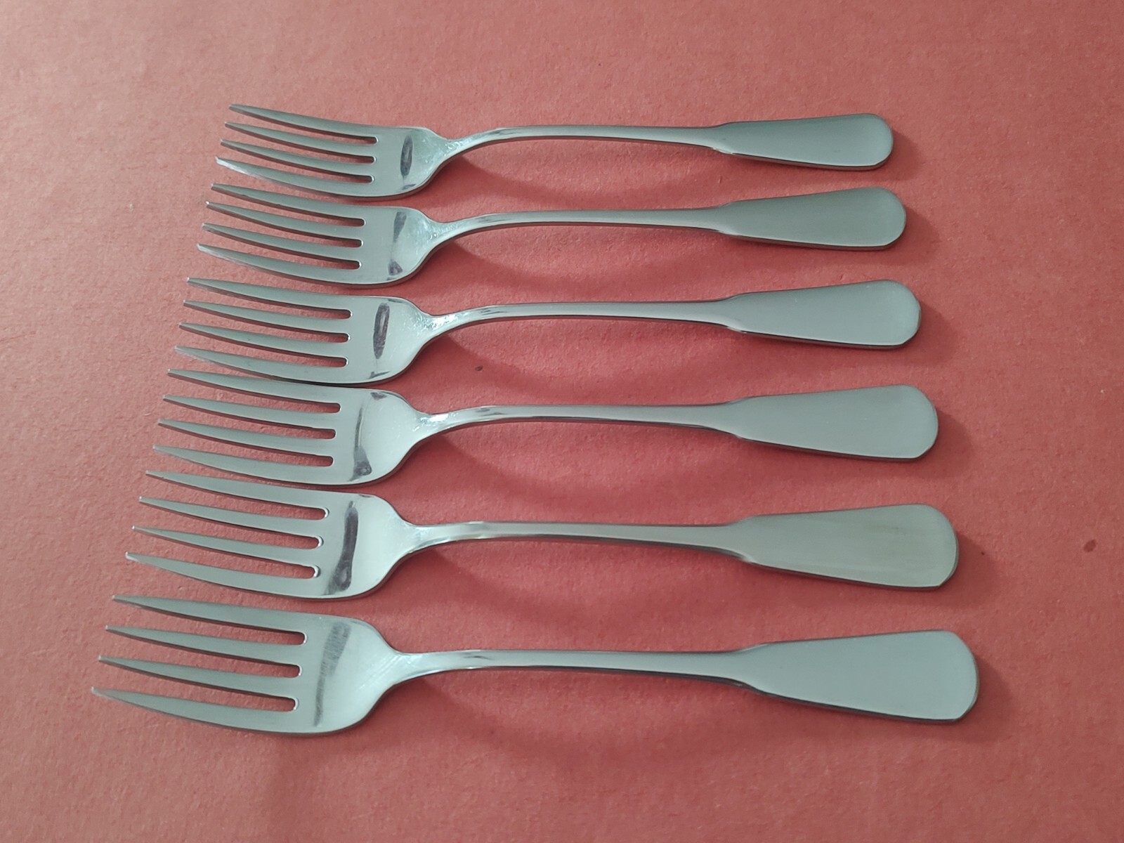 6 Oneida SSS COLONIAL BOSTON Stainless SALAD FORKS 6 3/4 6 Oneida SSS COLONIAL BOSTON Stainless SALAD FORKS 6 3/4