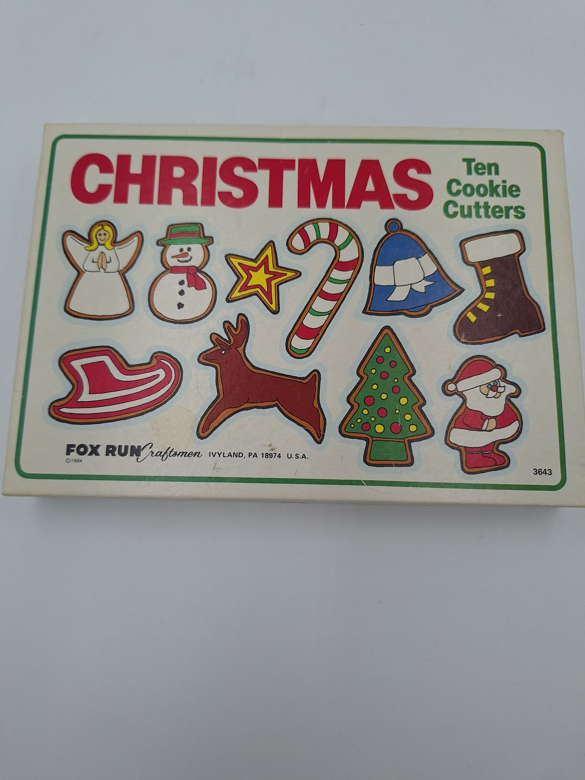 VINTAGE 10 Metal Christmas Cookie Cutters Complete in Box Fox Run Craftsmen