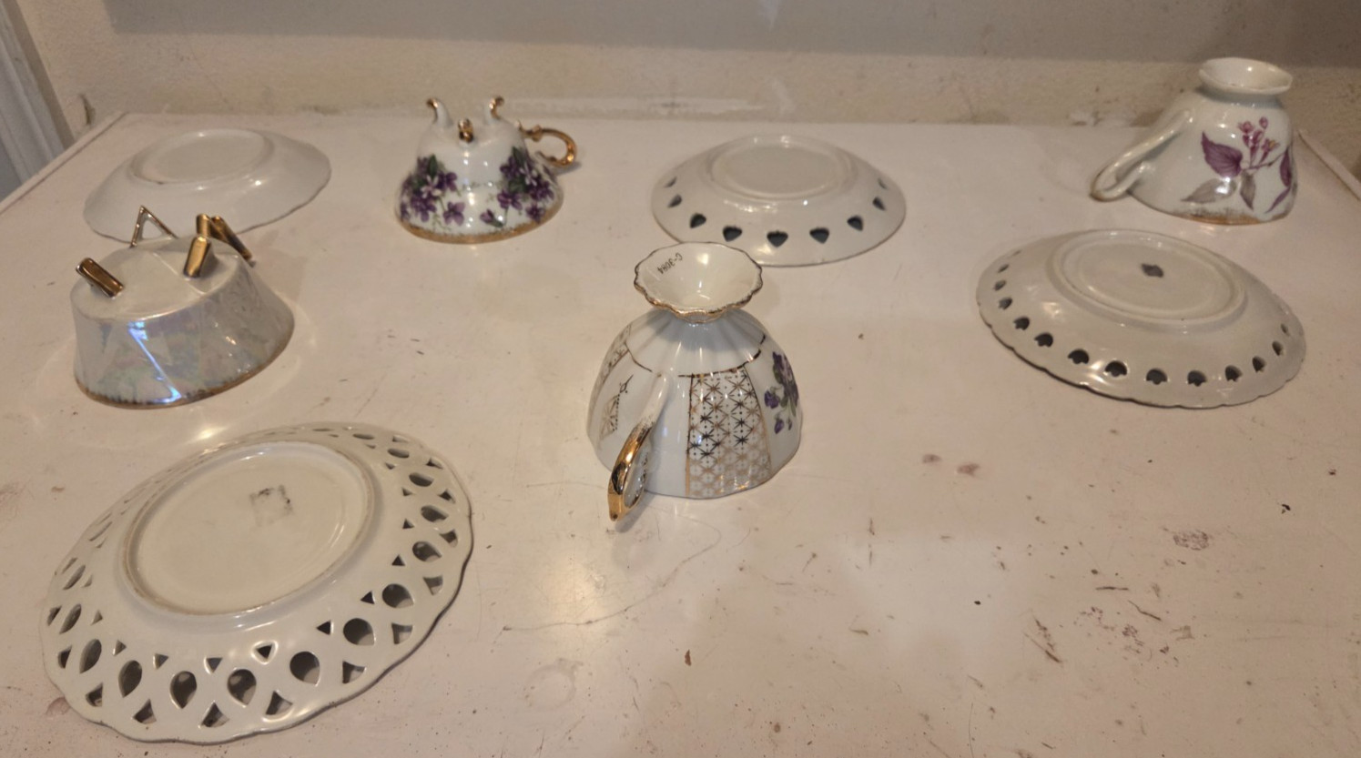 Vtg Porcelain Lusterware Footed Tea Cup Reticulated Saucer verge good condition