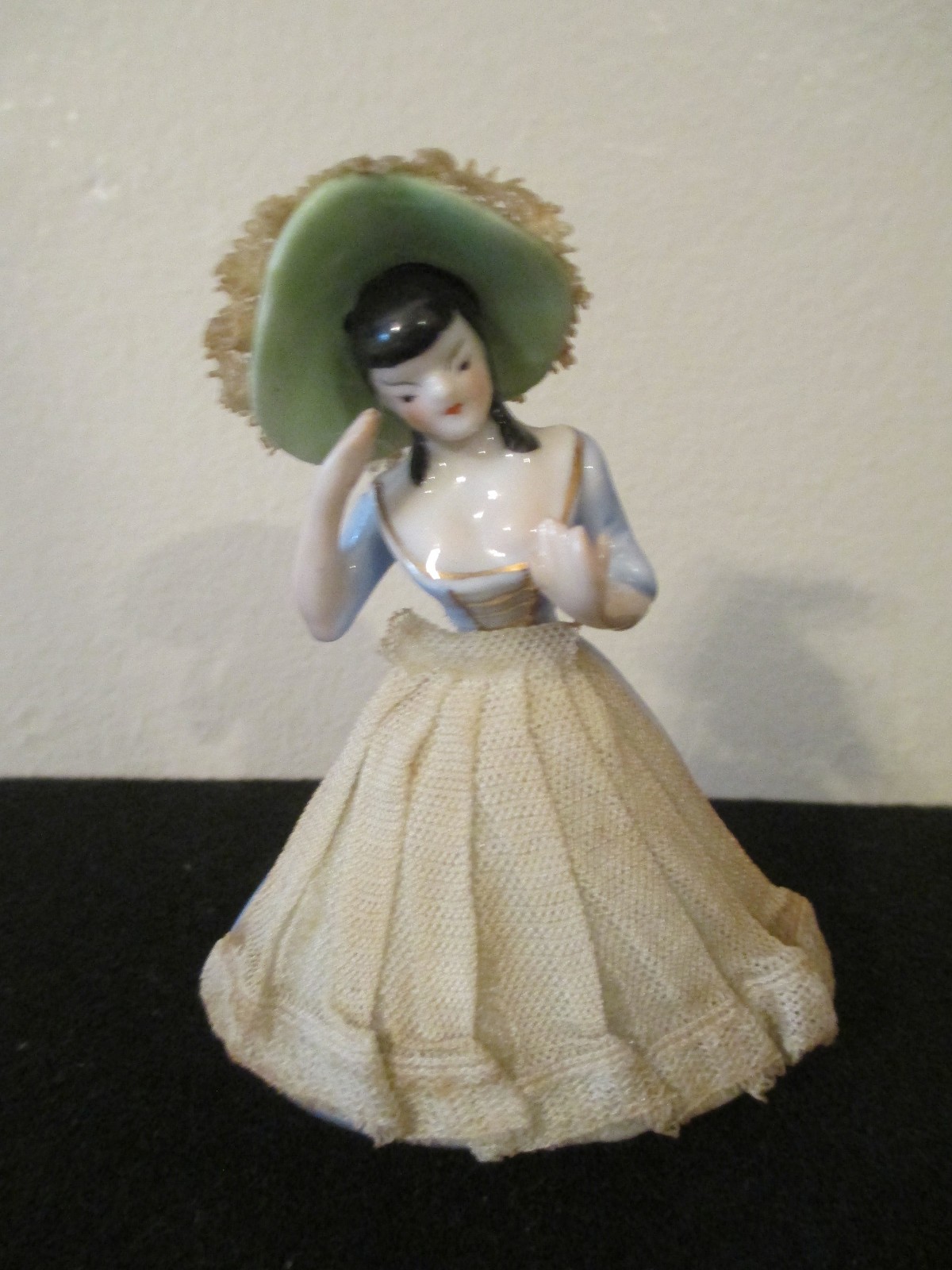 Vintage Lady In Lace Dress Porcelain Hand Painted Figure Made In Japan