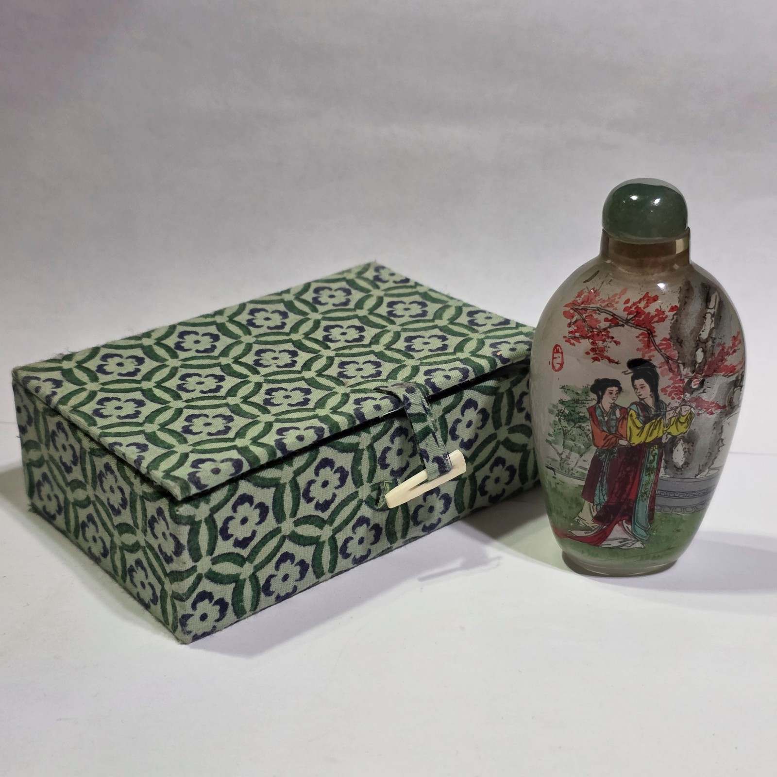 Vintage Chinese Inside Painted Glass Snuff Bottle Court Ladies With Original Box