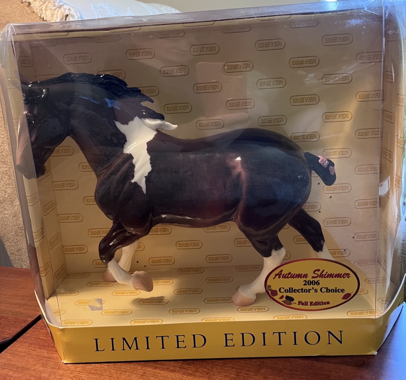 BREYER 2006 COLLECTOR\'S CHOICE FALL SR AUTUM SHIMMER