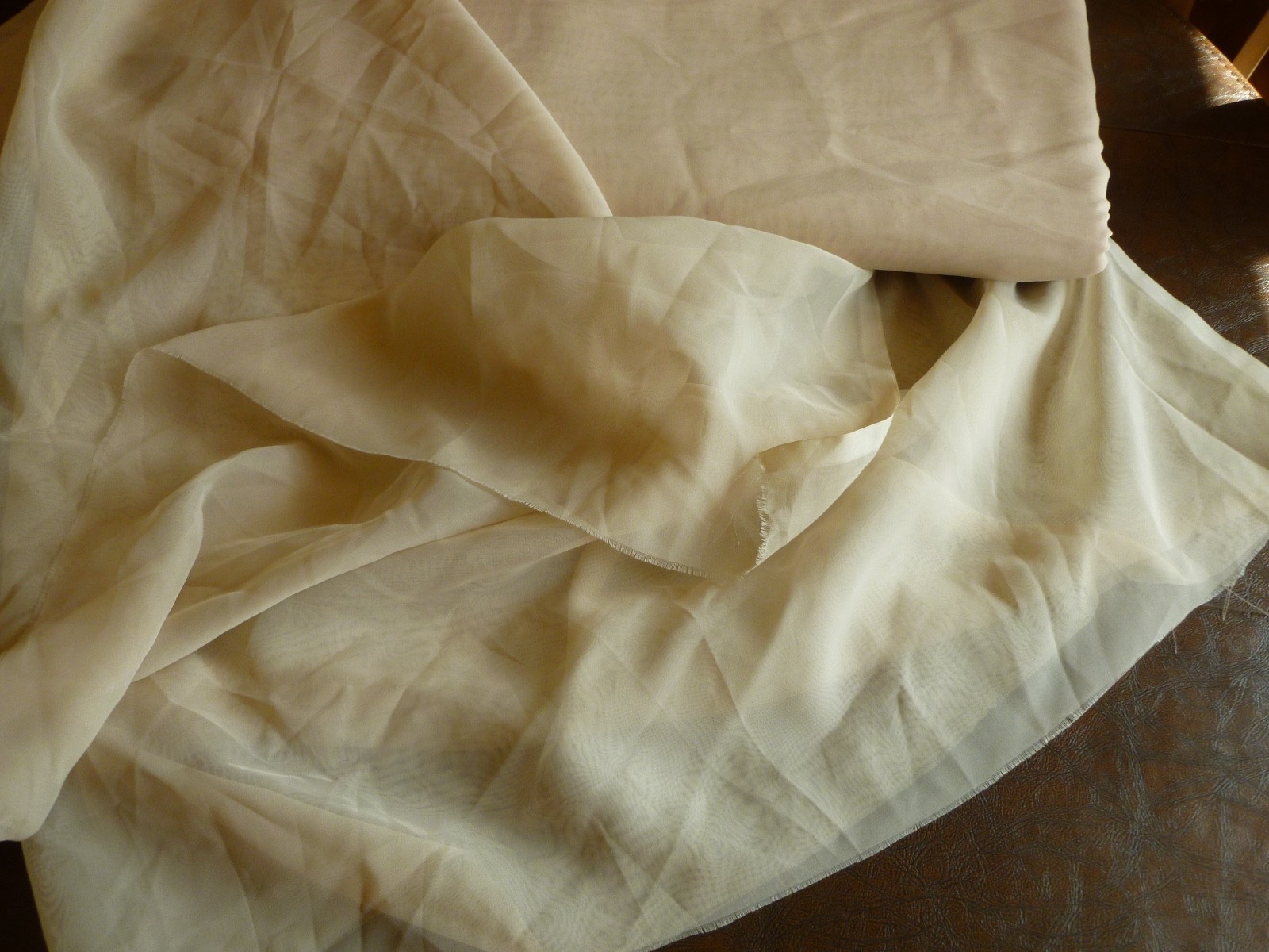 16 YARDS Vintage Genuine TERGAL 100% Sheer Polyester France 118\