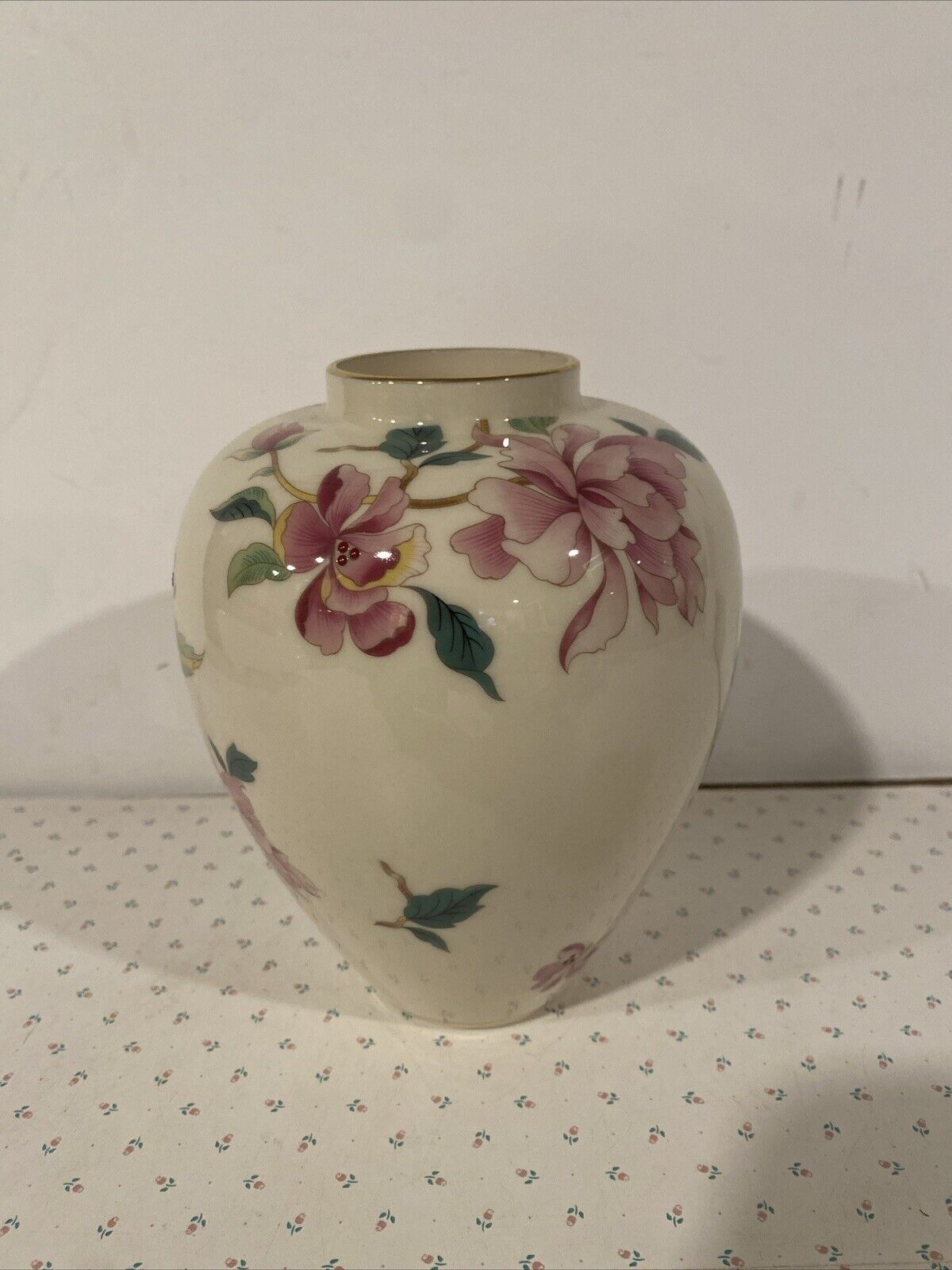 Vintage Lenox Barrington Collection Vase Pink Floral Porcelain 7” Gold Trim