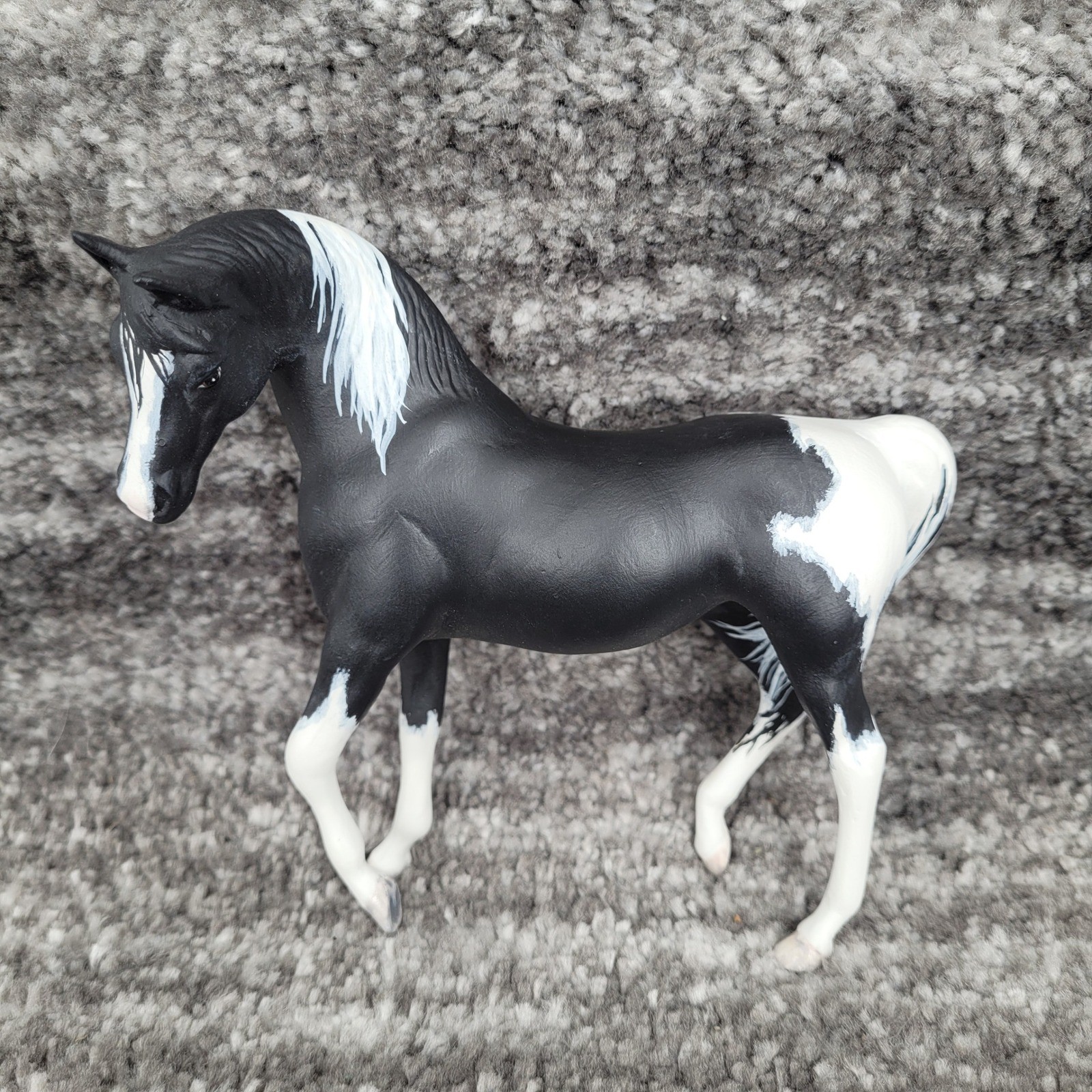 Sherry Clayton Signed 2003 Hand Painted Horse Arabian Pinto Black Tobiano OOAK