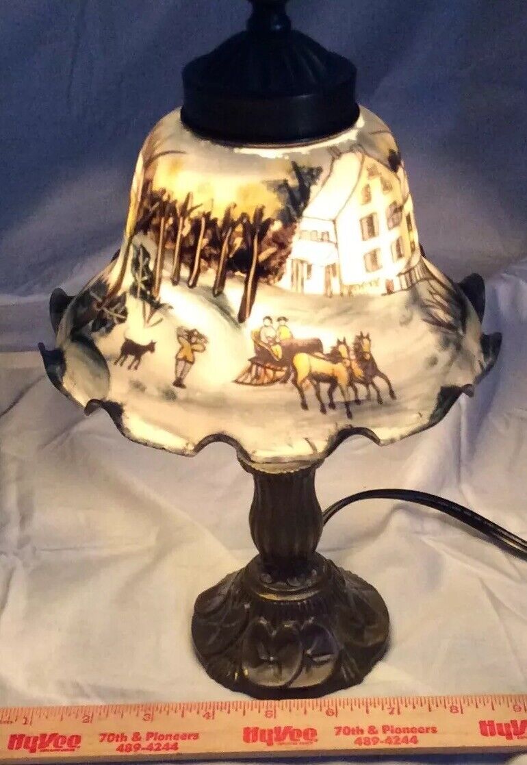 American Winter Scene Currier and Ives Lamp From New York Museum Collection. EUC