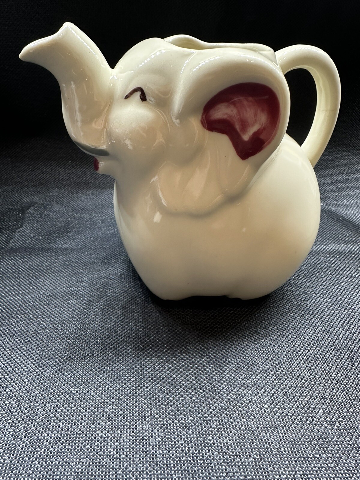 VTG RARE Shawnee Pottery ELEPHANT 1940\'s Porcelain Milk Creamer Pitcher, USA VTG RARE Shawnee Pottery ELEPHANT 1940\'s Porcelain Milk Creamer Pitcher, USA