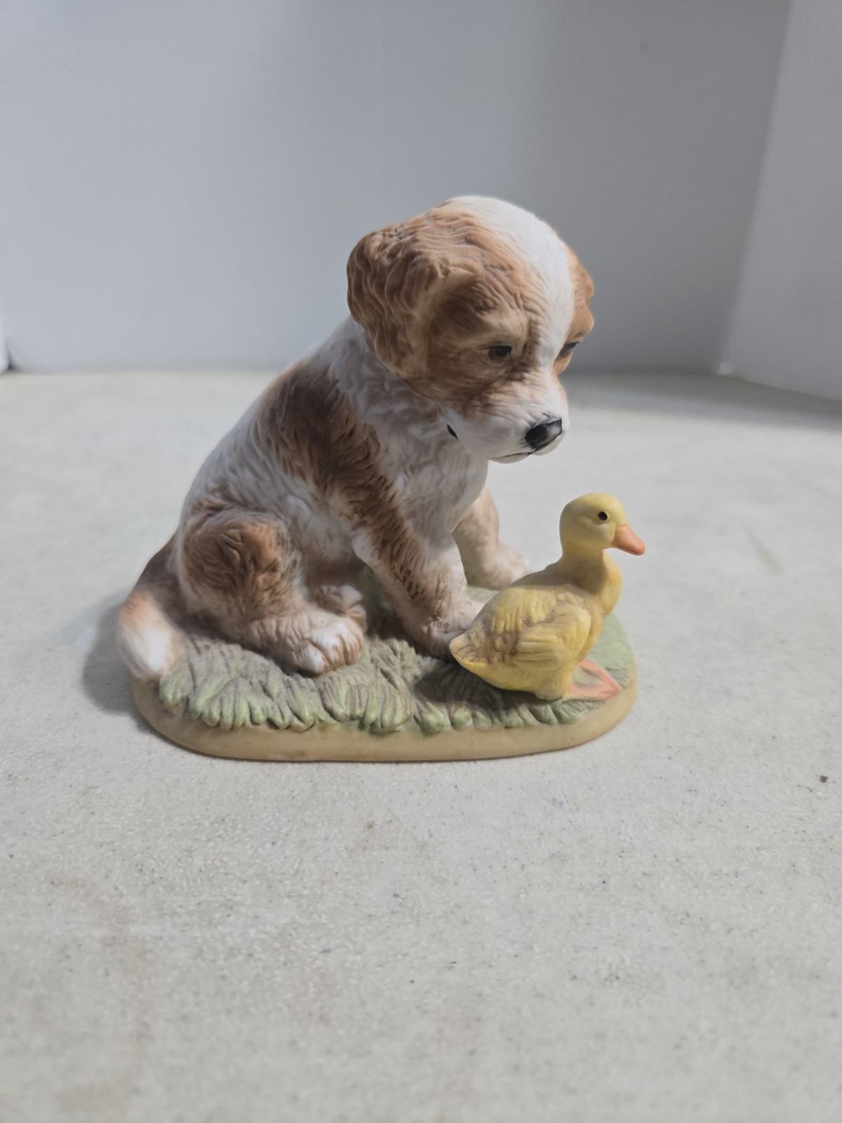 Vintage HOMCO Figurine #1413 Cocker Spaniel Puppy Duck Duckling Bisque