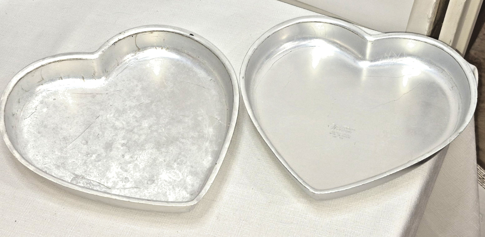 Vintage Wilton Lot 2 Heart Shaped Cake Pans Molds 1971 Aluminum #502-951--9.5\