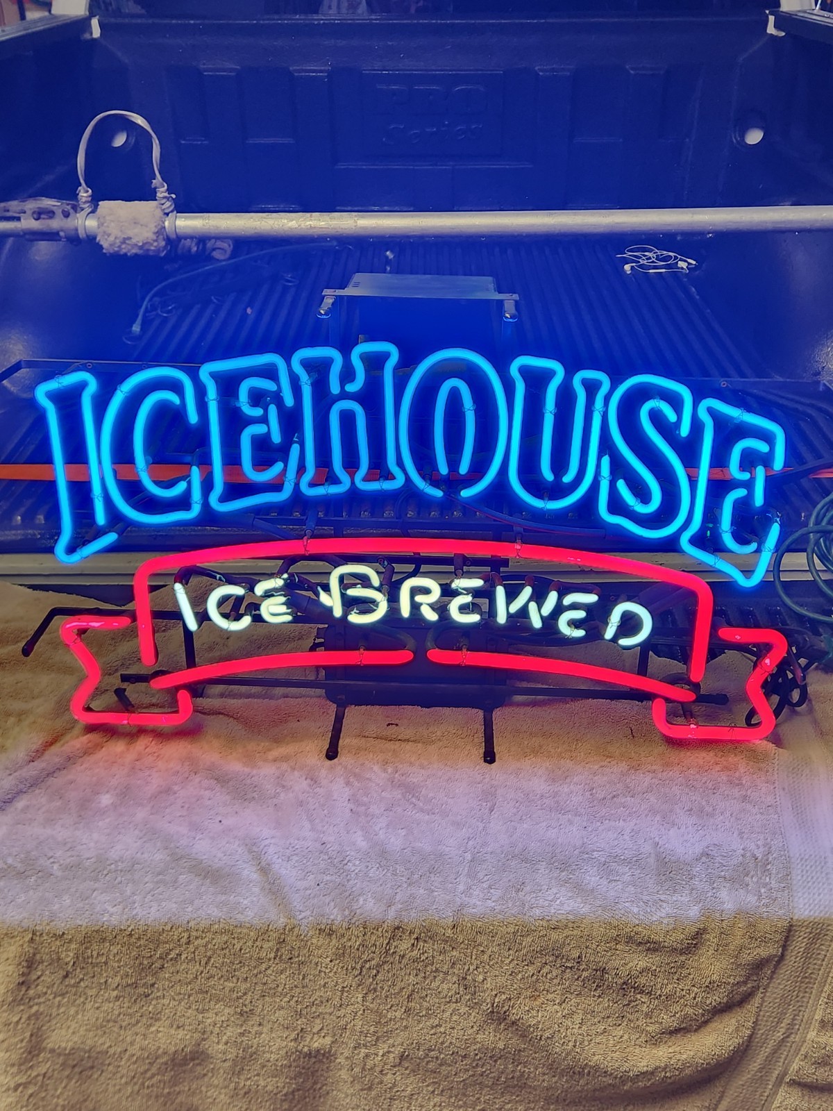 VTG  NEON BEER SIGN ICEHOUSE ICE BREWED MILLER BREWING CO 1991 ACTOWN...
