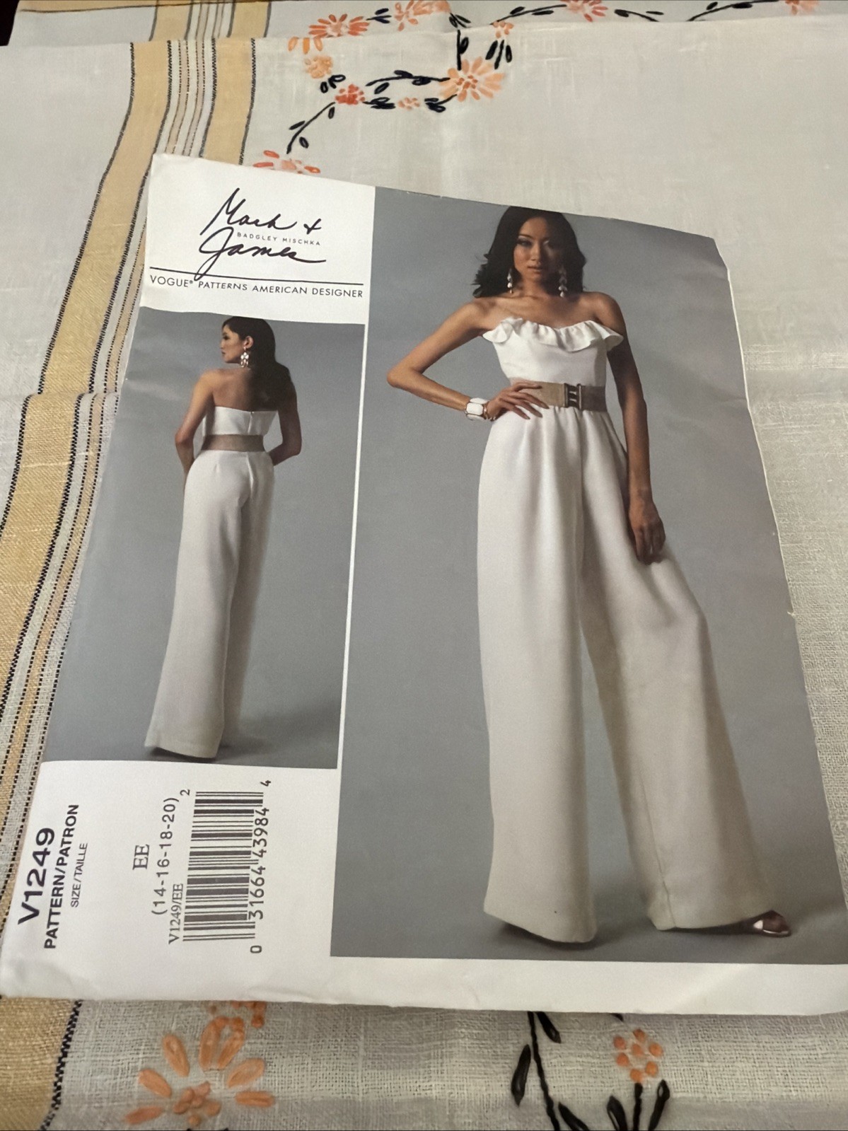 Vogue 1249 Mark & James AKA Badgley & Mischka Uncut Sizes 14-20 Plus Jumpsuit