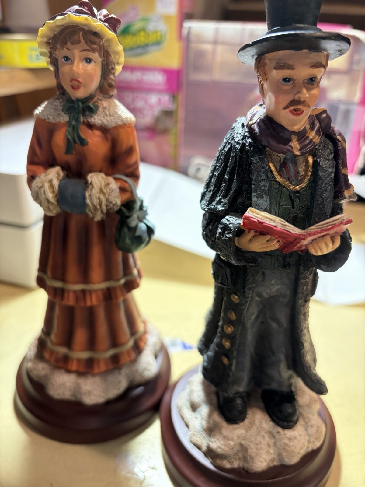 Holiday Treasures Victorian Christmas Caroler Figurines Man Woman Set 2 Boxed