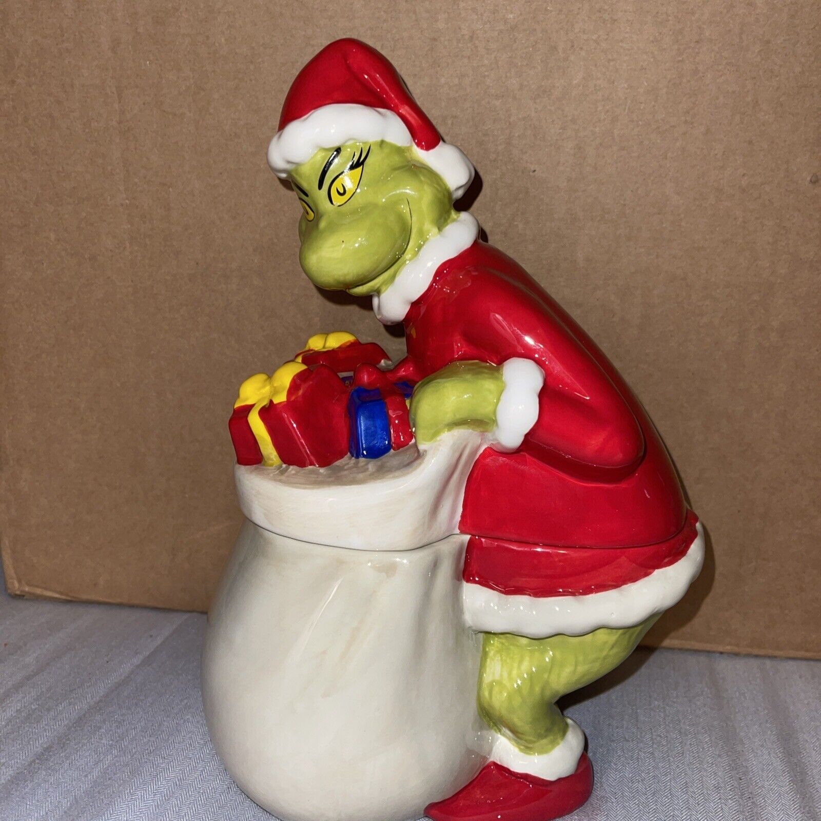 HOW THE GRINCH STOLE CHRISTMAS Cookie Jar HARD TO FIND 