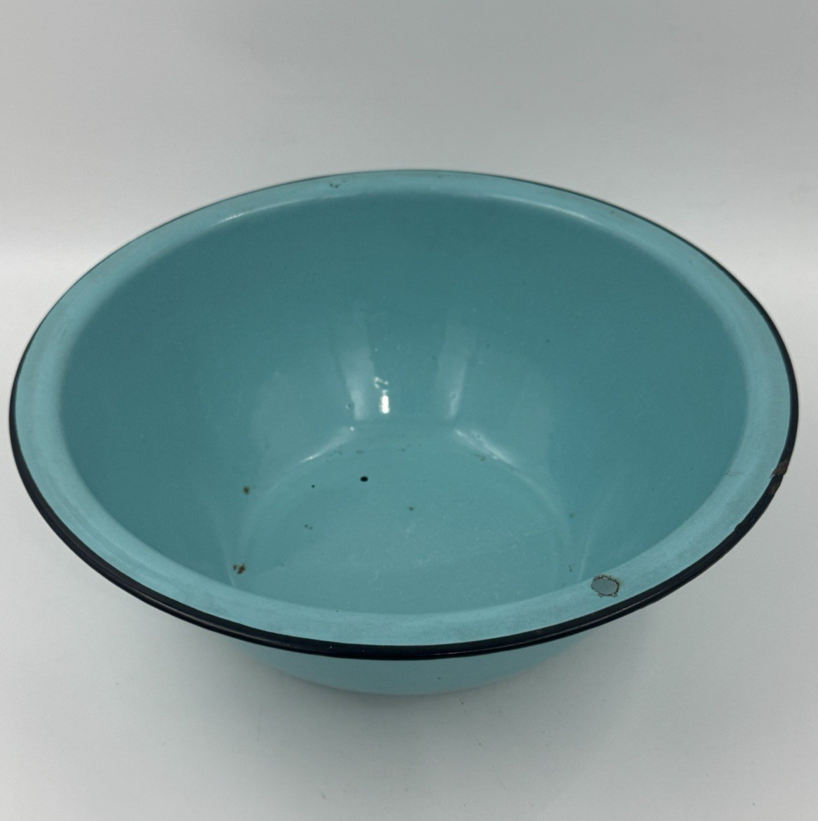 Vintage Large Turquoise Enamelware Bowl w/Black Trim Vintage Large Turquoise Enamelware Bowl w/Black Trim