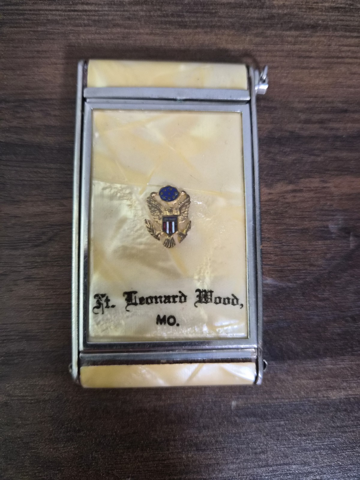 1940s Girey Sea Pearl Camera Makeup Compact W Memento Mori Hair 