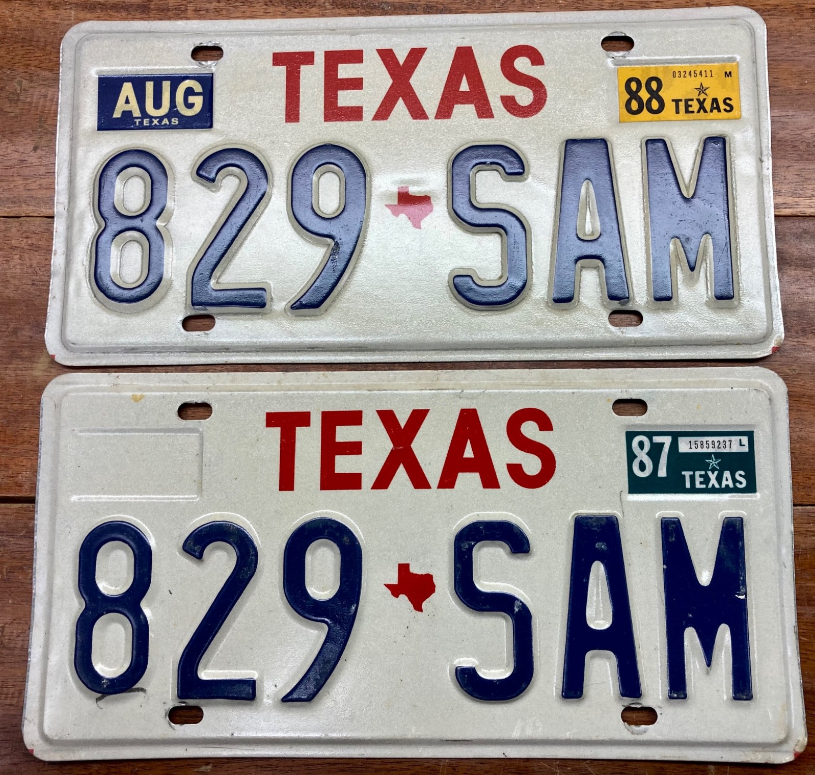 NICE LOOKING PAIR 1987 1988 TEXAS LICENSE PLATES, 829 SAM SAMUEL SAMTASTIC...