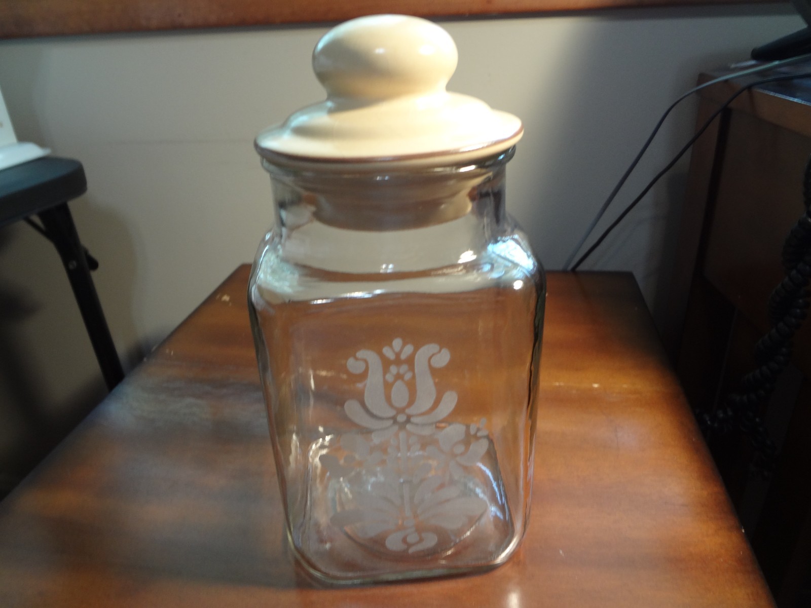 Pfaltzgraff Village Clear Glass Etched Canister