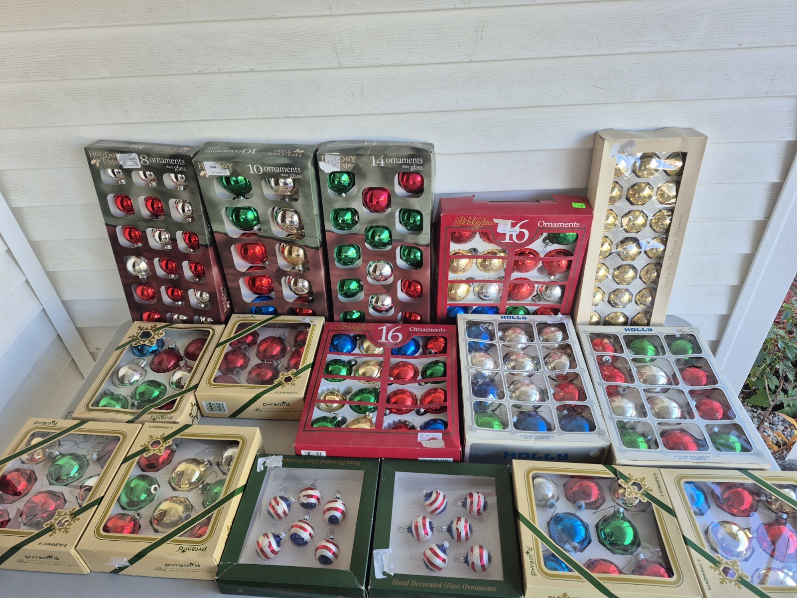VINTAGE CHRISTMAS TREE GLASS ORNAMENTS MIXED LOT