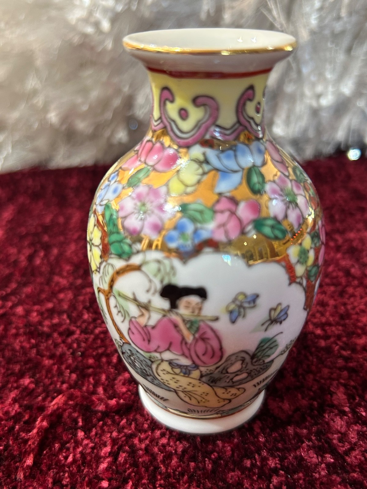 Vintage 1950s Chinese Hand Painted Folk Art Mini Porcelain Vase