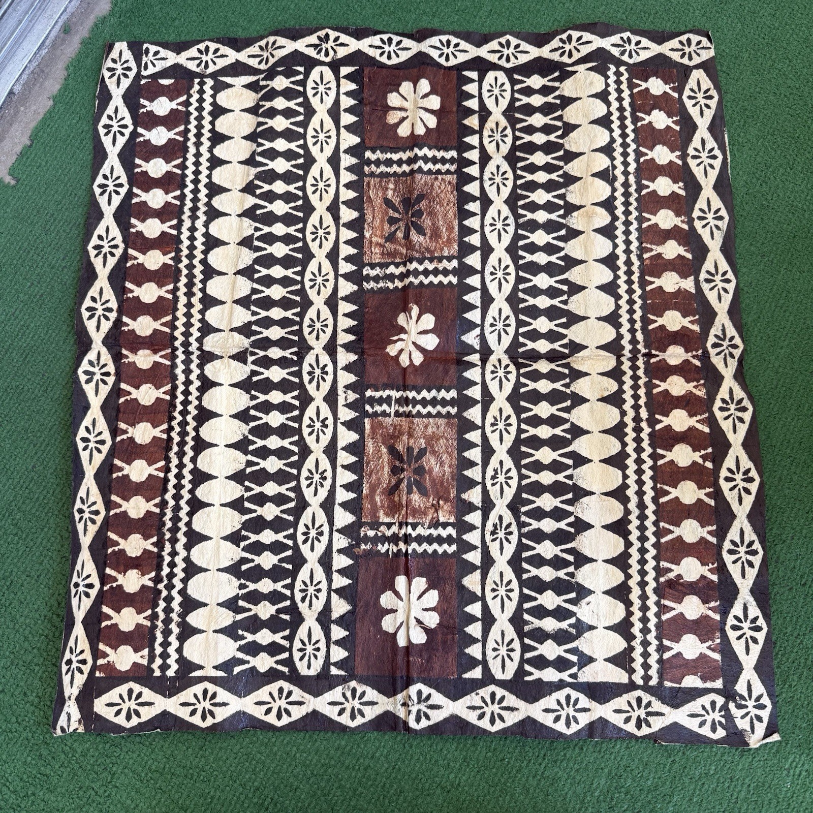 Vintage Polynesian Tree Bark Cloth Fabric Tapa Kapa Brown 24”x 25” Vintage Polynesian Tree Bark Cloth Fabric Tapa Kapa Brown 24”x 25”