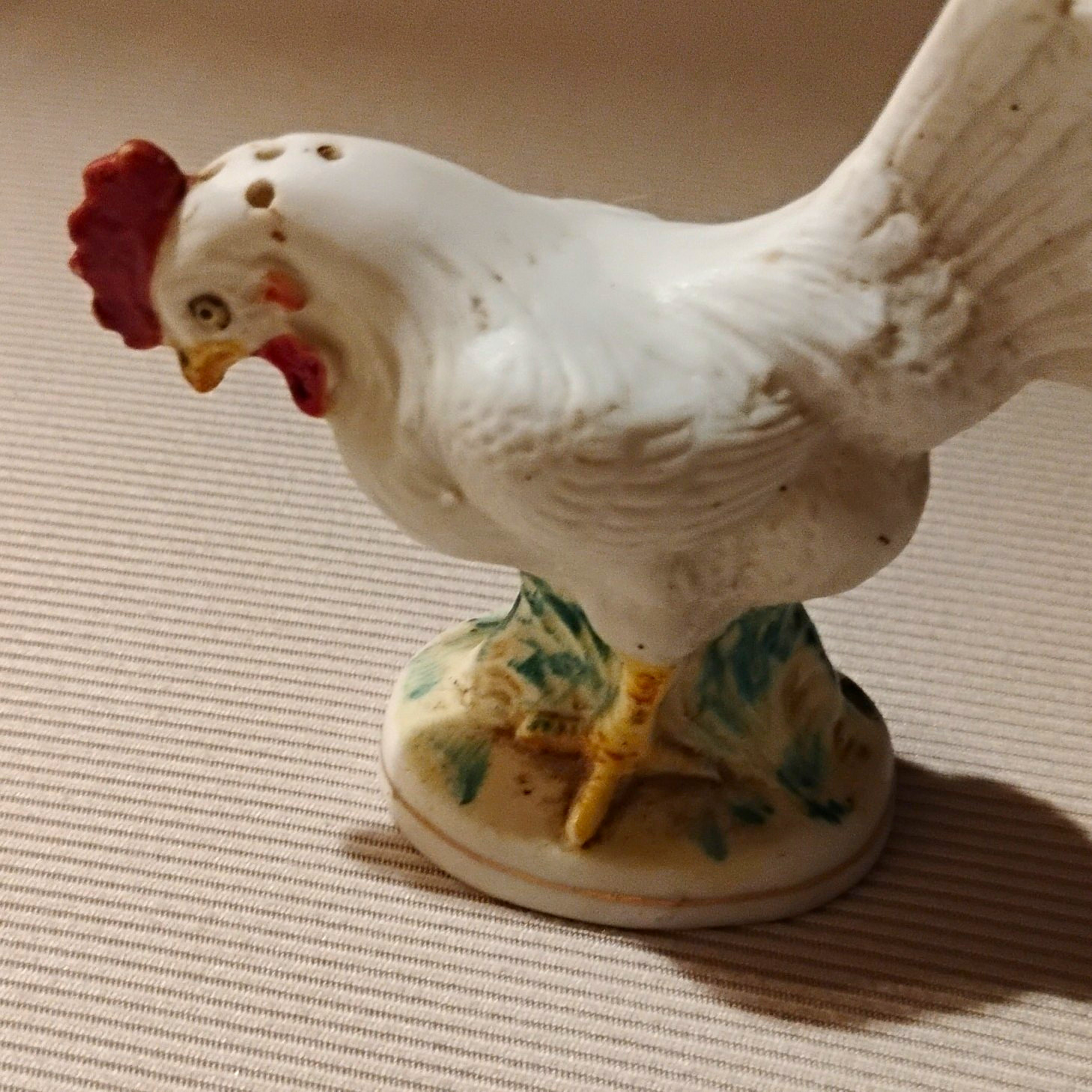 Japan Porcelain Chicken Hen/Rooster Figurine Marked Japan