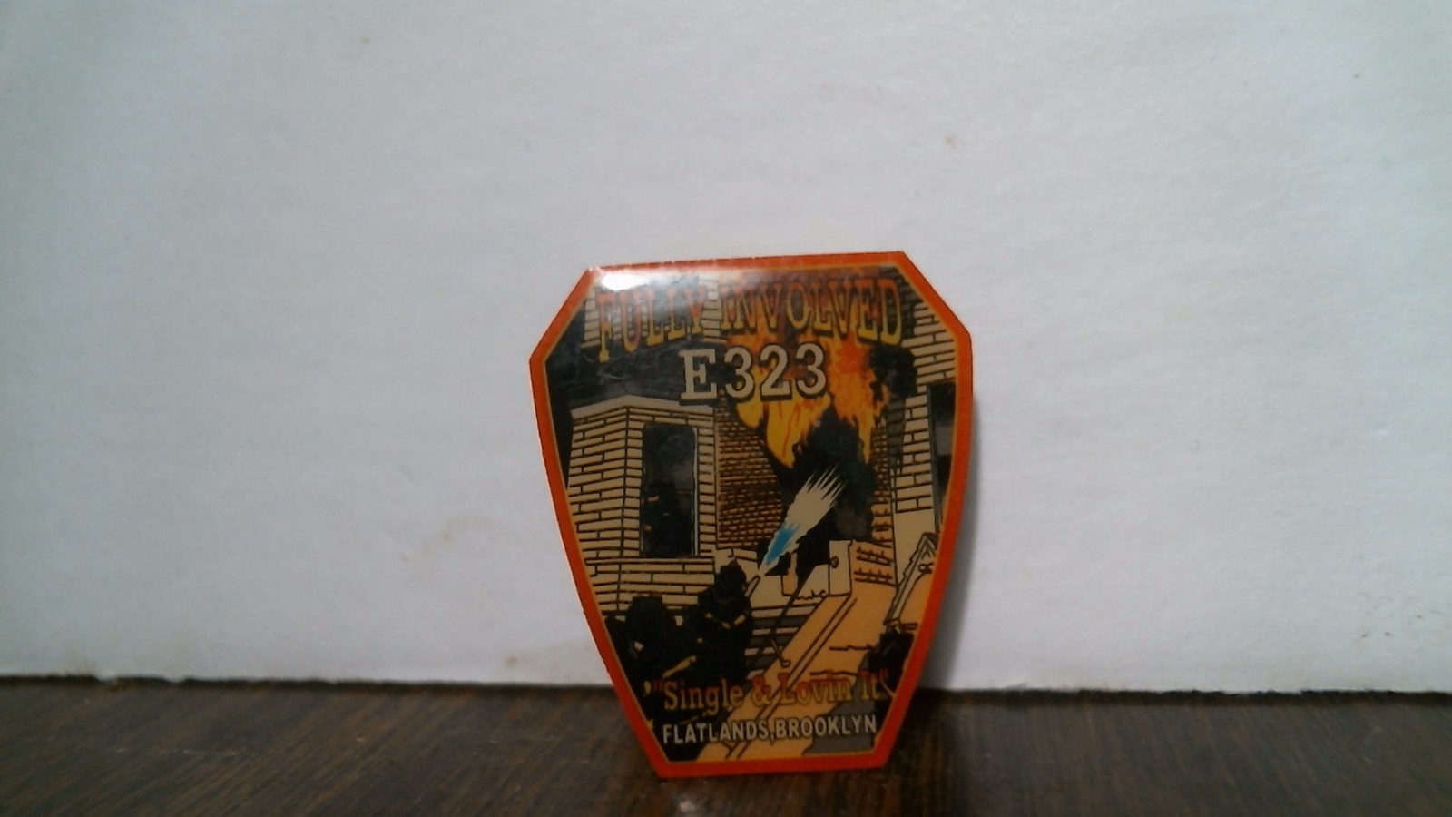 FDNY Fire Dept. New York  ENGINE 323  Lapel Pin - NEW