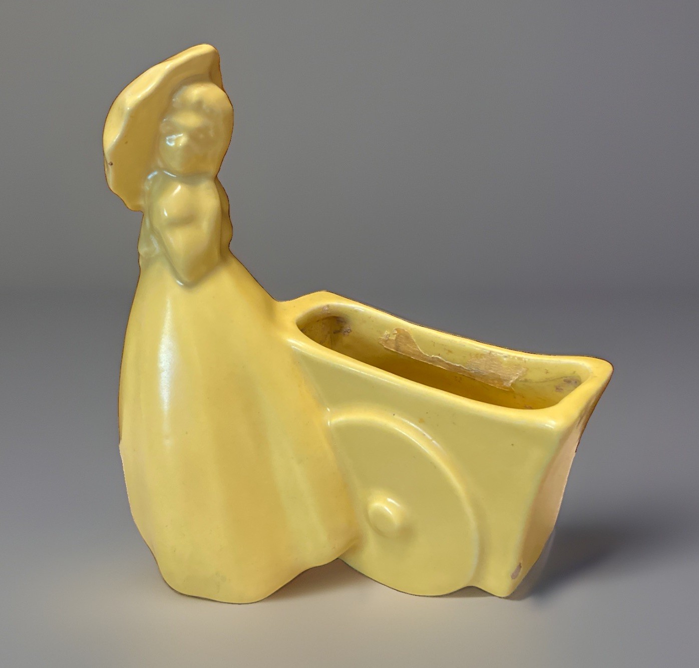 Vintage MCM 1942 Yellow Haeger  Ceramic Pottery Southern Belle W/Cart Planter