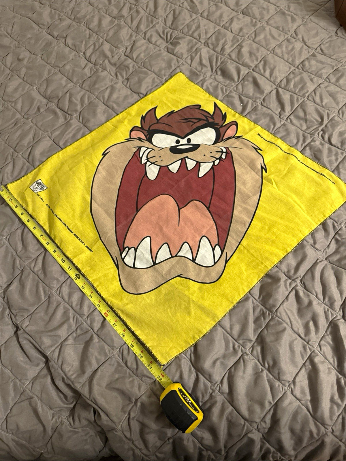 Yellow Tasmanian Devil Taz Cartoon Warner Bros Handkerchief 1pc Looney Tunes
