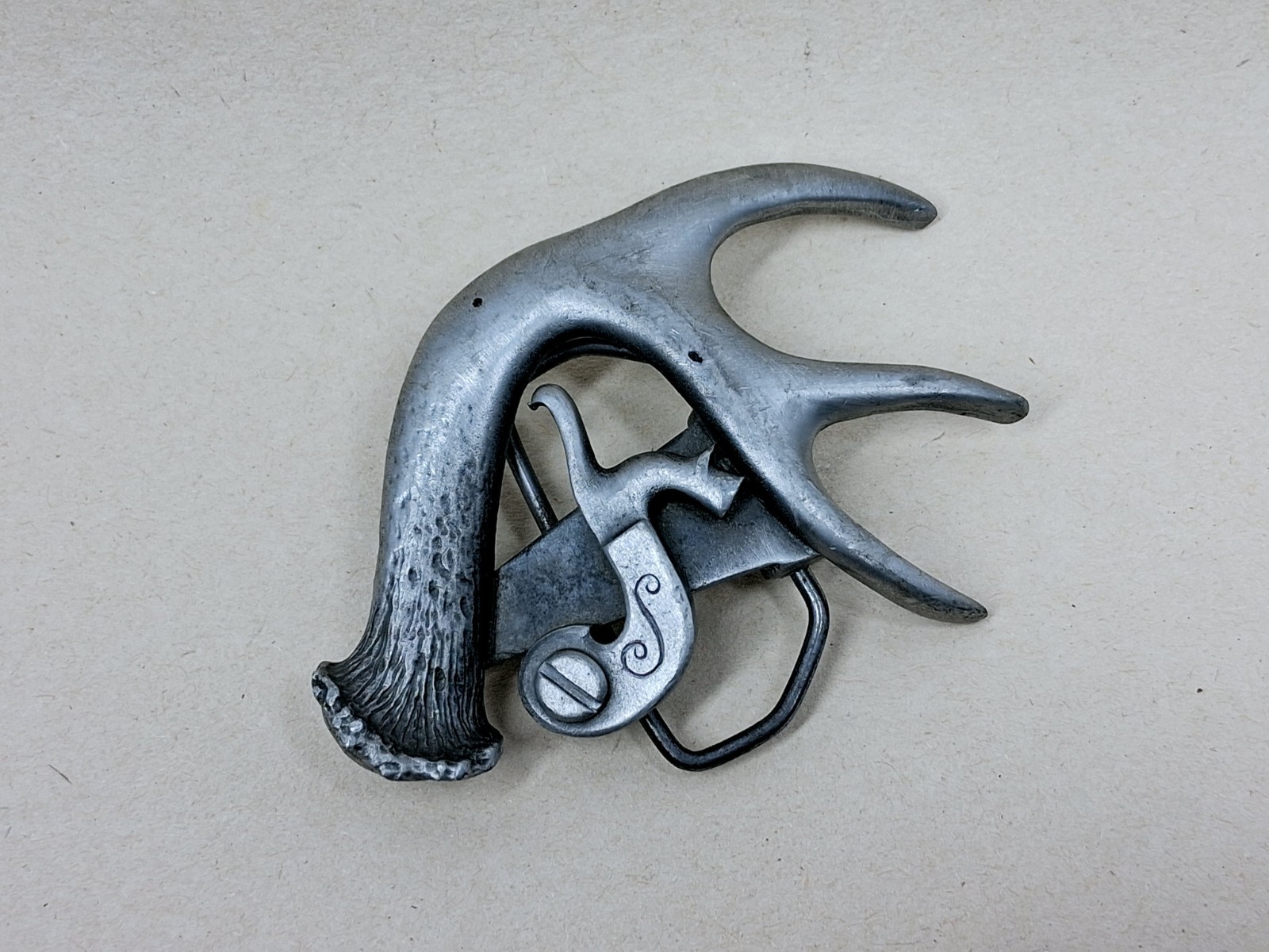 Vintage Sid Bell Alaskan Silversmith Pewter Deer Antler Gun Lock Belt Buckle NY Vintage Sid Bell Alaskan Silversmith Pewter Deer Antler Gun Lock Belt Buckle NY