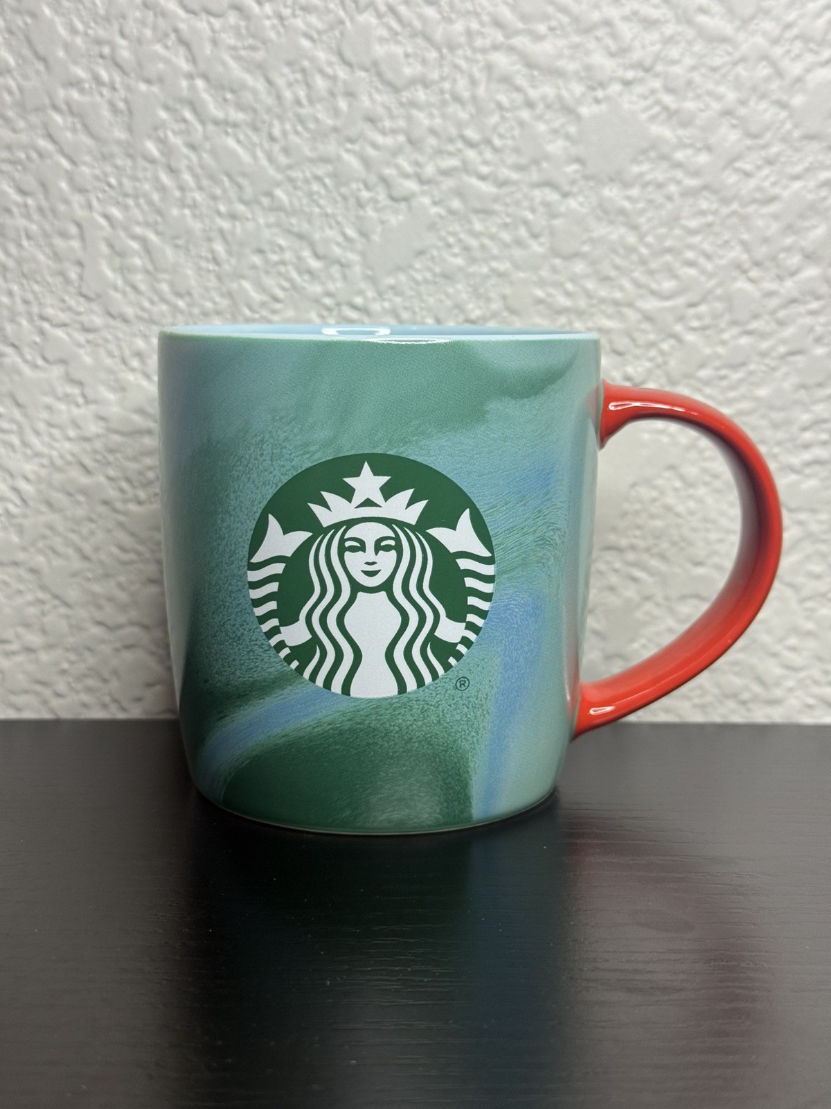 Starbucks Coffee Mug Holiday 2022 11oz Marbled Green With Red Handle And Siren