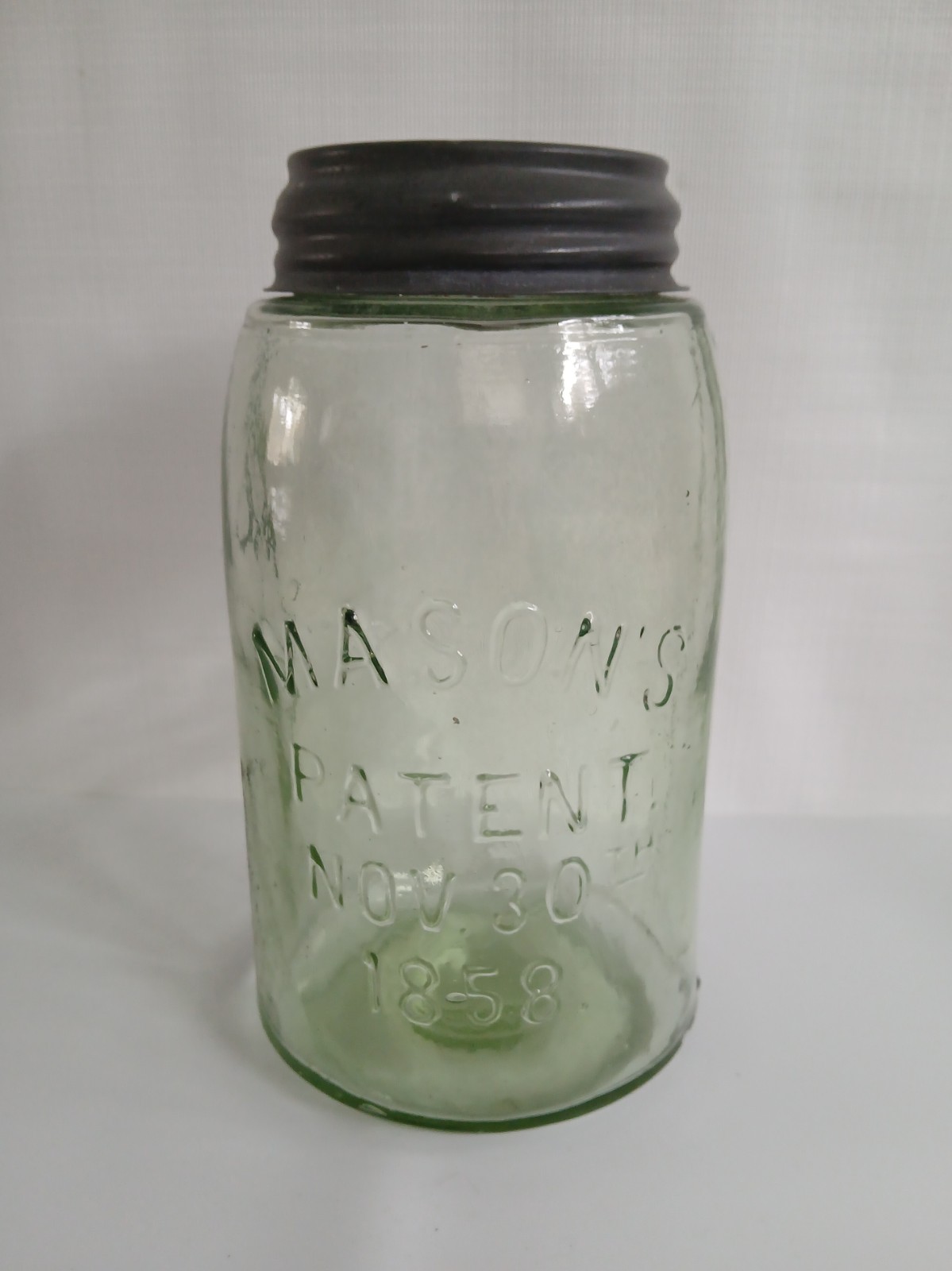 Antique Olive Green Glass Quart Mason Jar With Zinc Lid & Bubbles Beautiful Cond