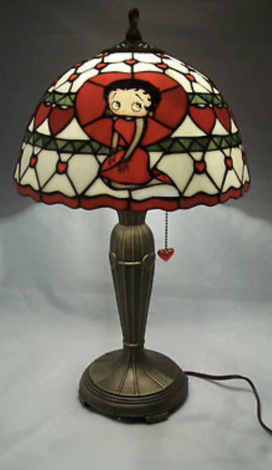 Danbury Mint Betty Boop Stained Glass Table Lamp Pull Chain 2005, MINT cond.
