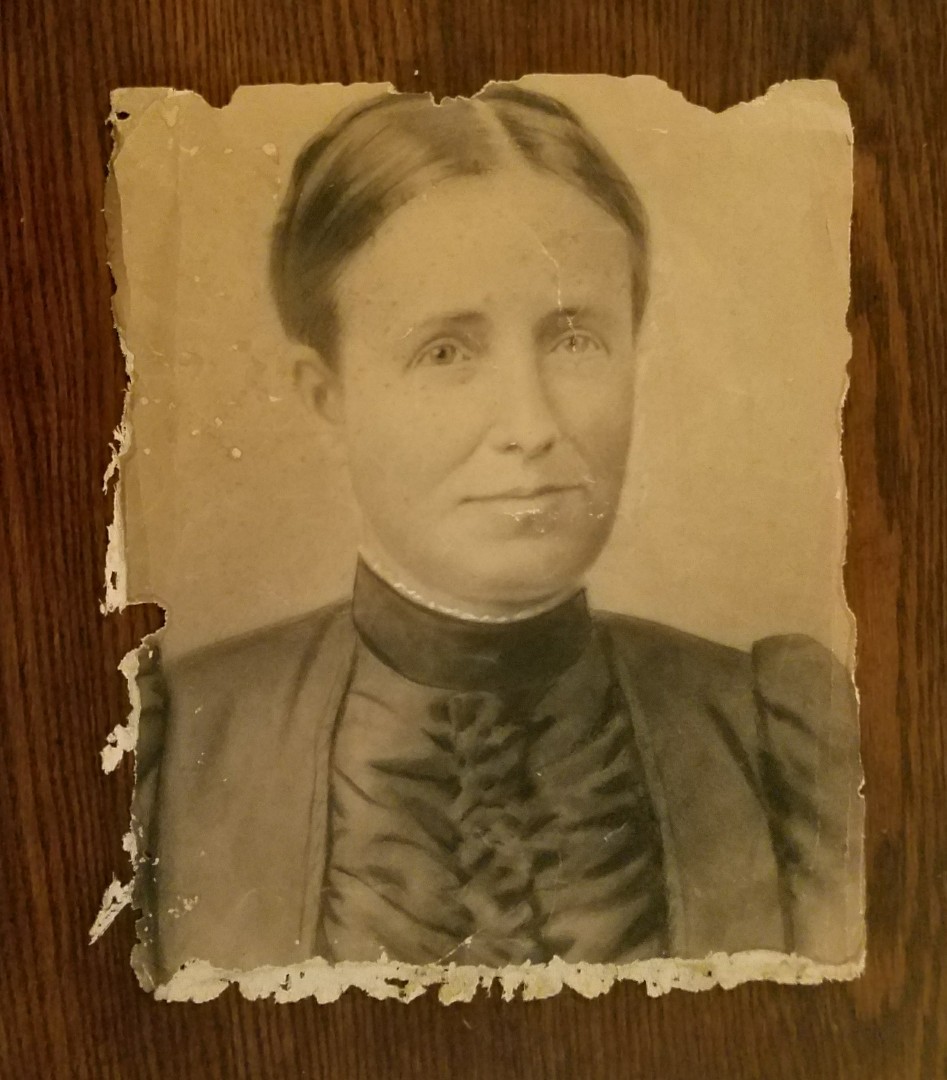 Vintage Portrait of Woman from Late 1800s