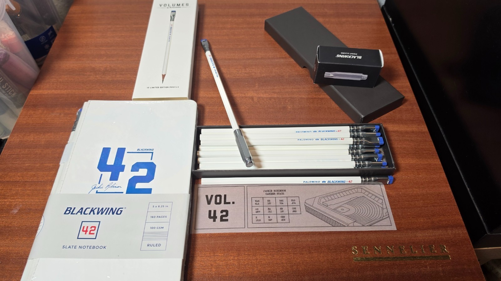 Blackwing Vol 42 Jackie Robinson Collector\'s Bundle+ Point Guard + NoteBook
