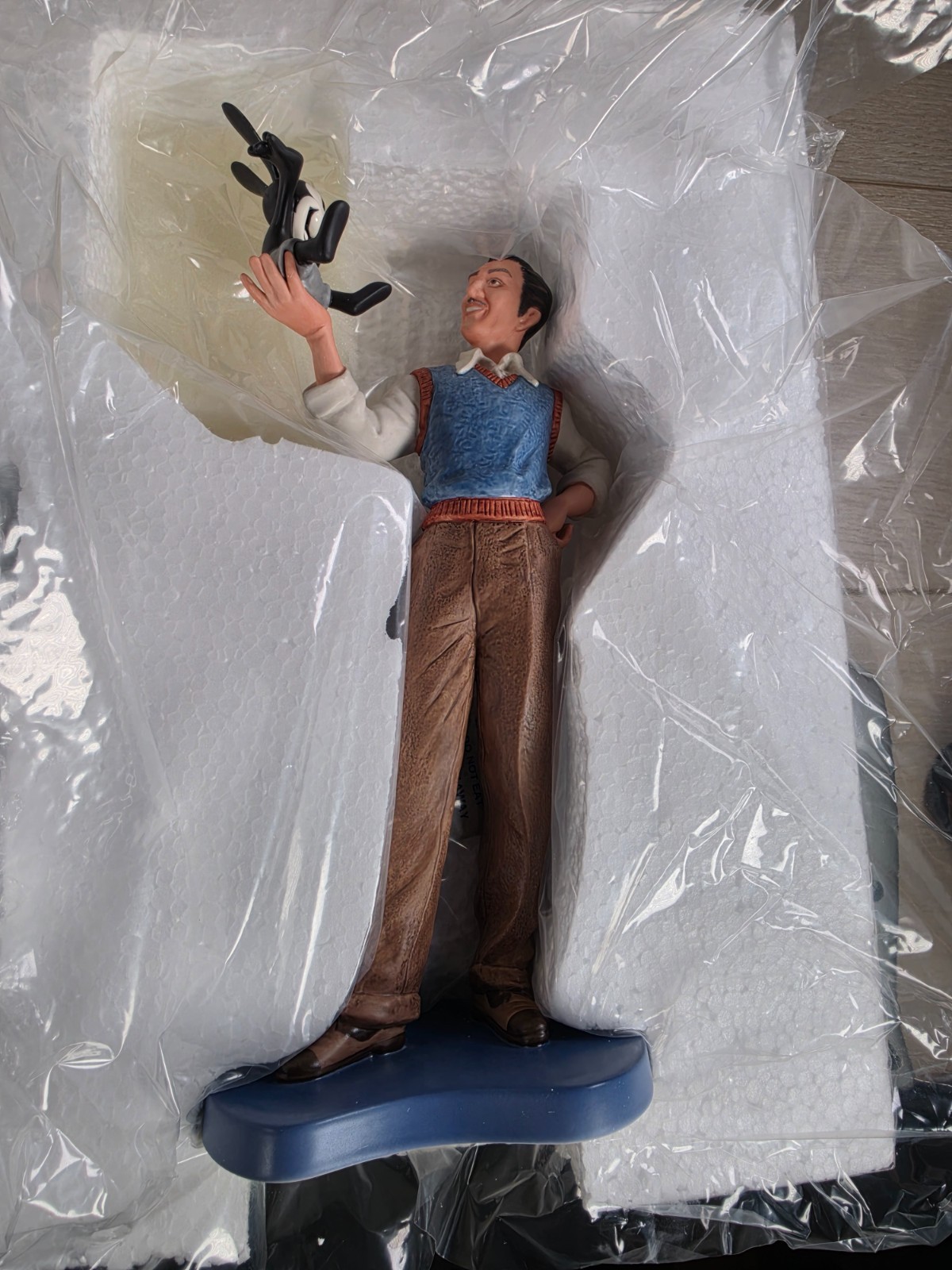 RARE WDCC Disney Walt and Oswald \