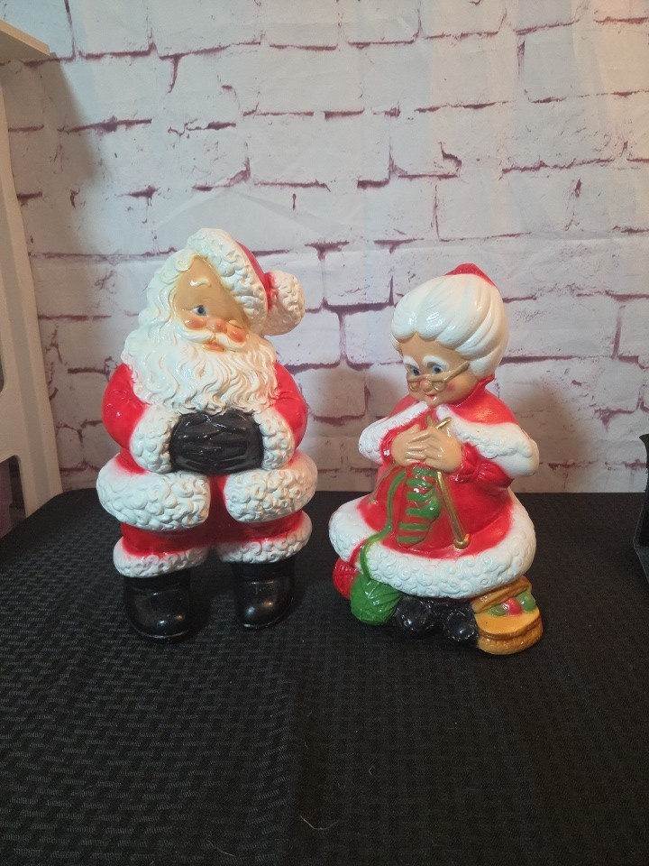 Vtg Ceramic Atlantic Mold Christmas Mr Santa Claus And Mrs Claus Banks 70s