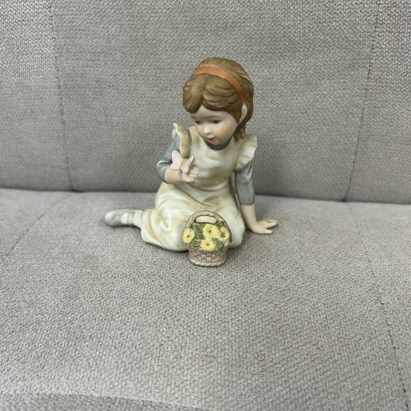 Vintage 1981 Enesco E-7936 Treasured Memories 