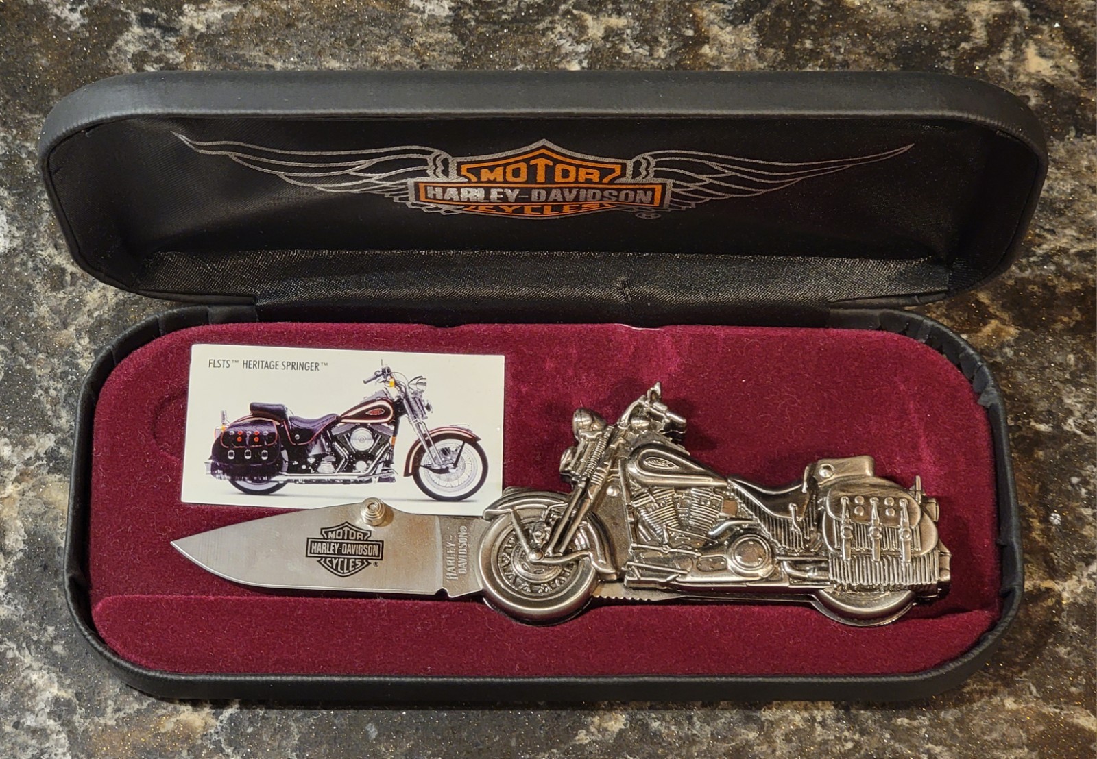 NOS 1998 Harley Davidson HD11 Heritage Springer Folding Knife by United Cutlery